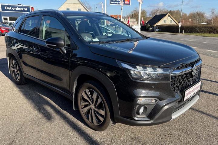 Sort Suzuki S-Cross fra 2022