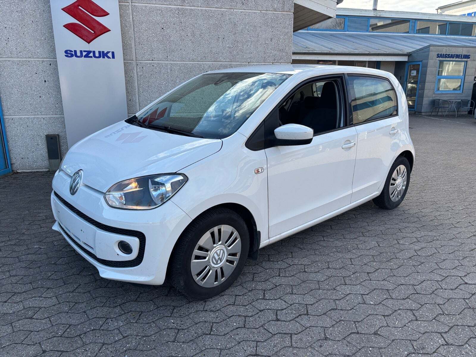 Hvid VW UP! fra 2015