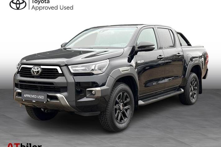 Sort Toyota HiLux fra 2023
