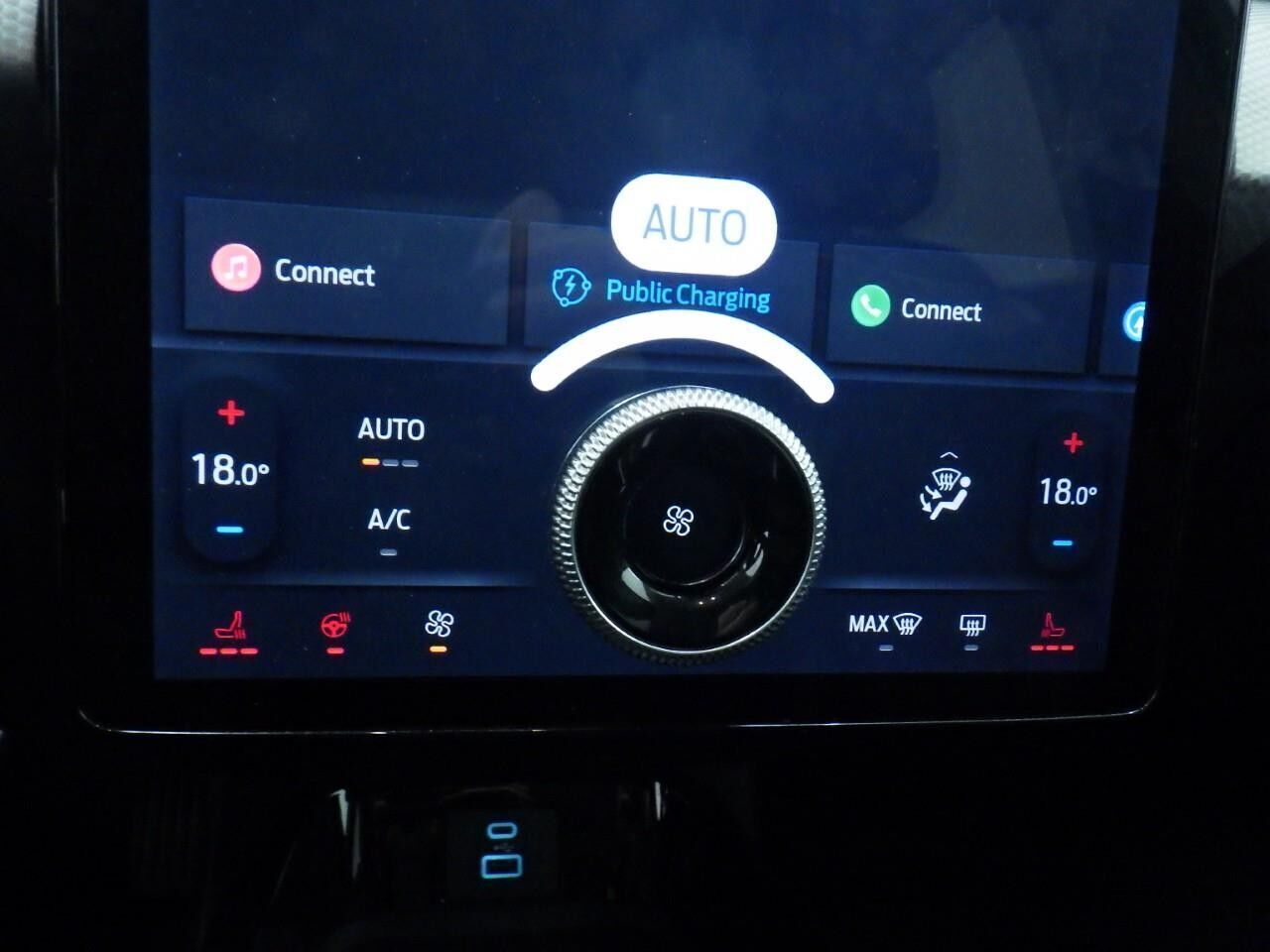 Sølv Ford Mustang Mach-E fra 2021