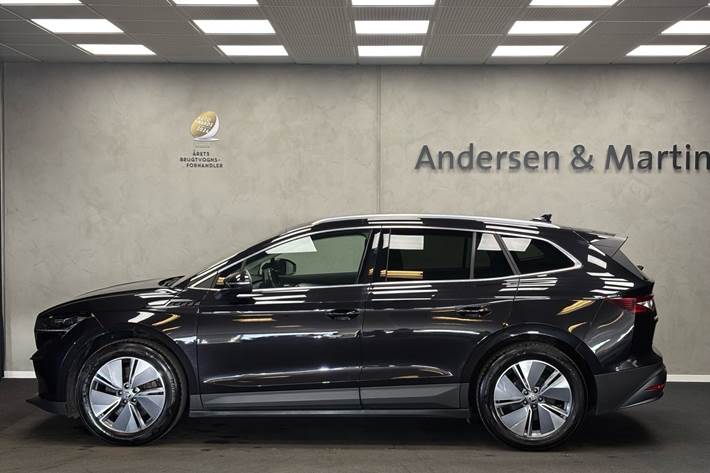 Sort Skoda Enyaq fra 2021