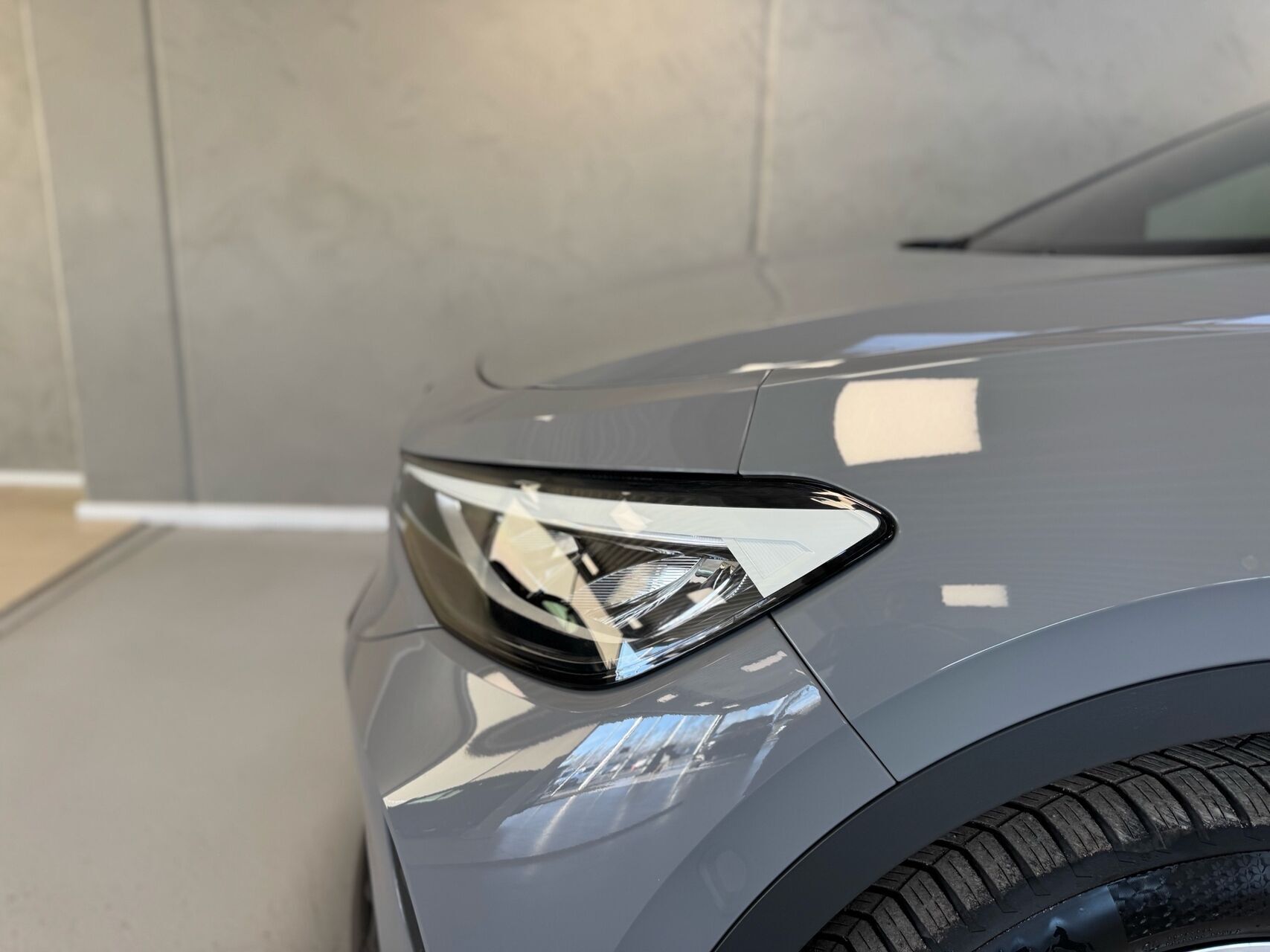 Grå VW ID.4 fra 2022