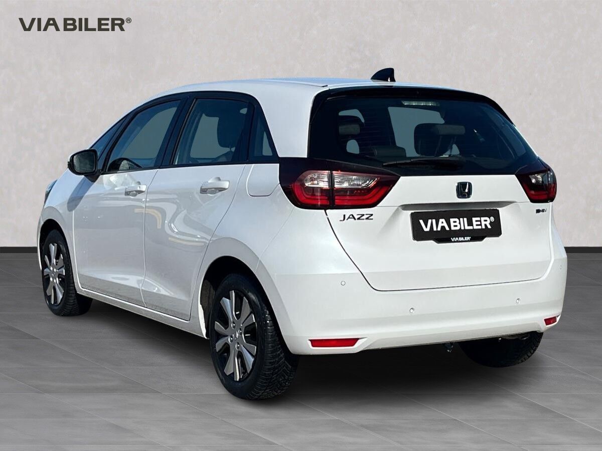 Honda Jazz 1,5 i-MMD  Hybrid Elegance E-CVT 109HK 5d 7g Aut.