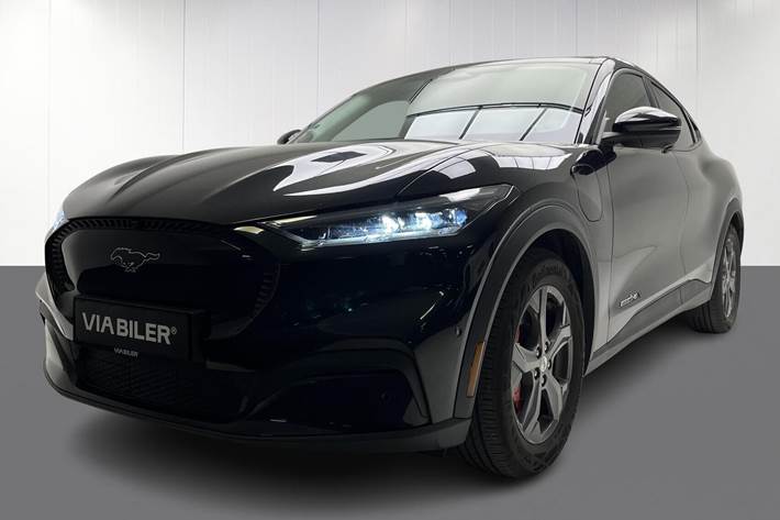 Sort Ford Mustang Mach-E fra 2021