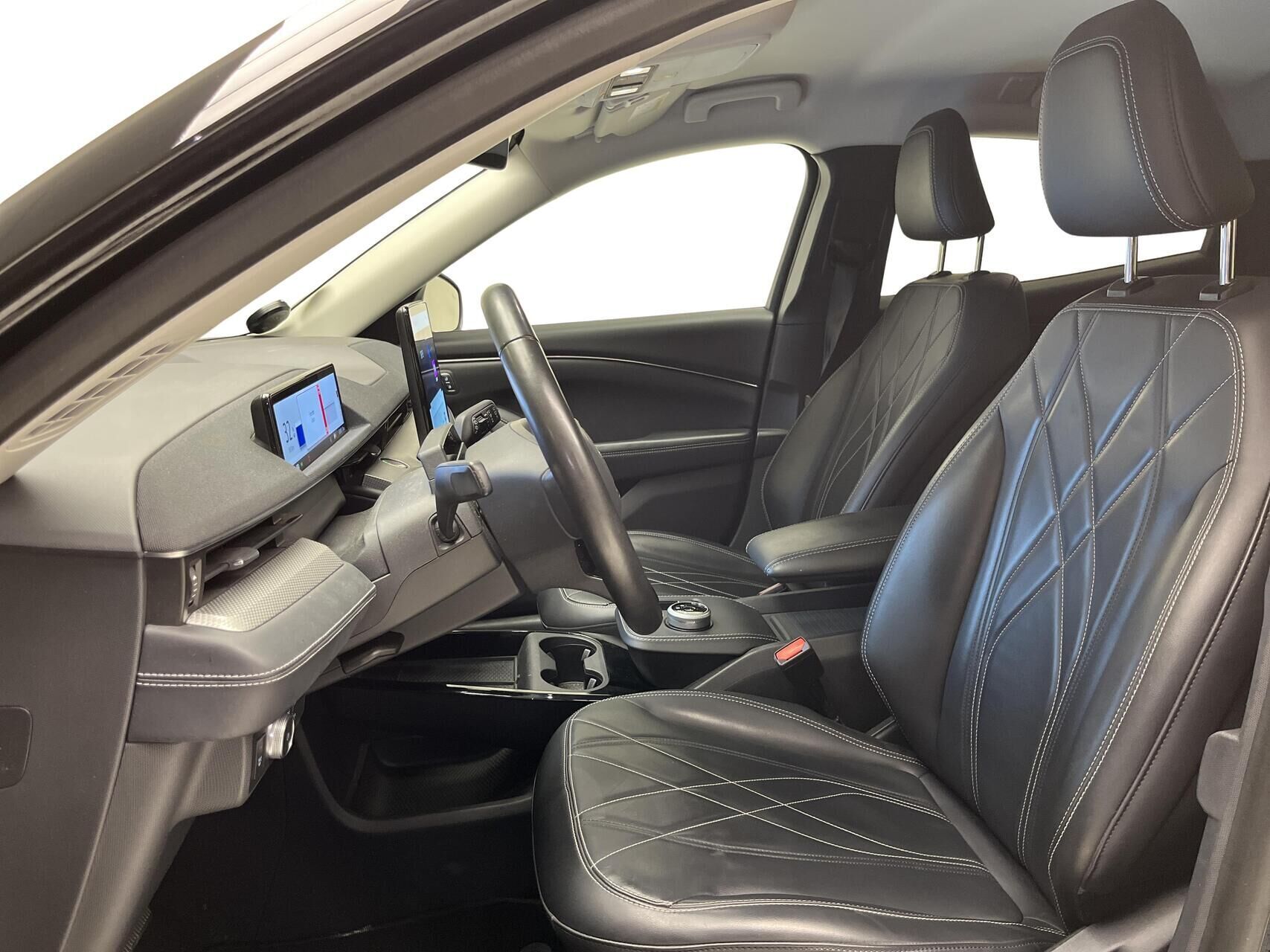 Ford Mustang Mach-E EL UR 294HK 5d Aut.