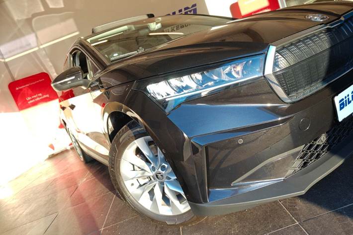 Sort Skoda Enyaq fra 2022