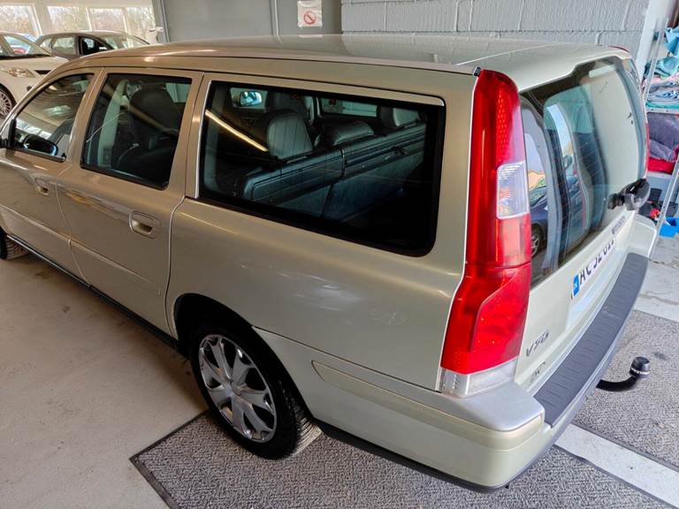 Volvo V70 2,4 140 Momentum