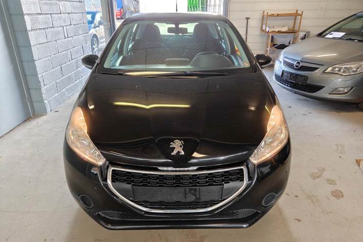 undefined Peugeot 208 fra 2014