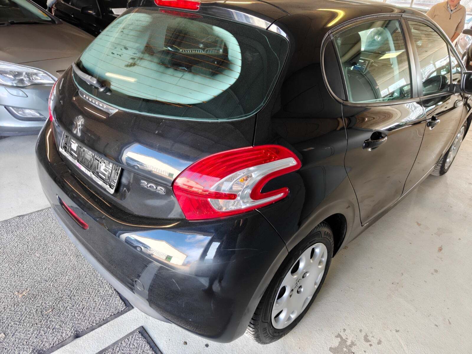 Peugeot 208 1,2 VTi Active