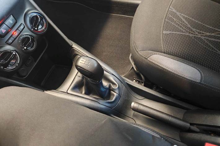 undefined Peugeot 208 fra 2014