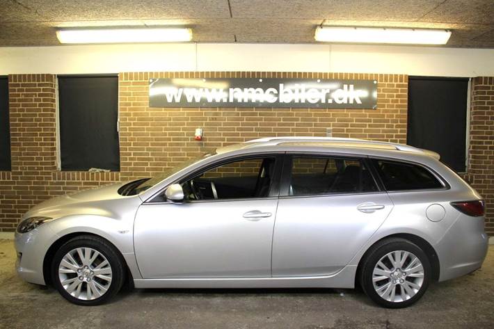 Sølv Mazda 6 fra 2008