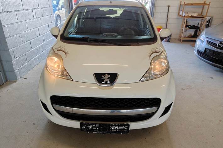 undefined Peugeot 107 fra 2011