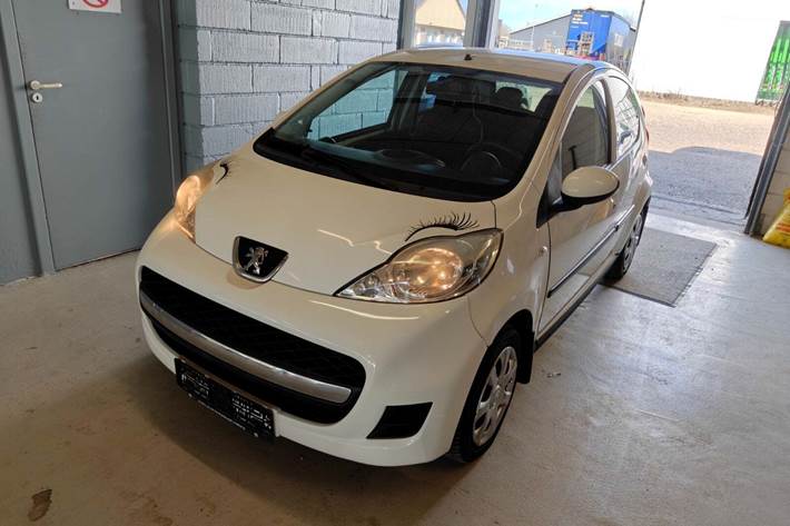 undefined Peugeot 107 fra 2011