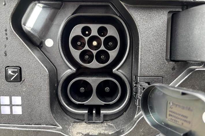 Blå Hyundai Ioniq 9 fra 2026