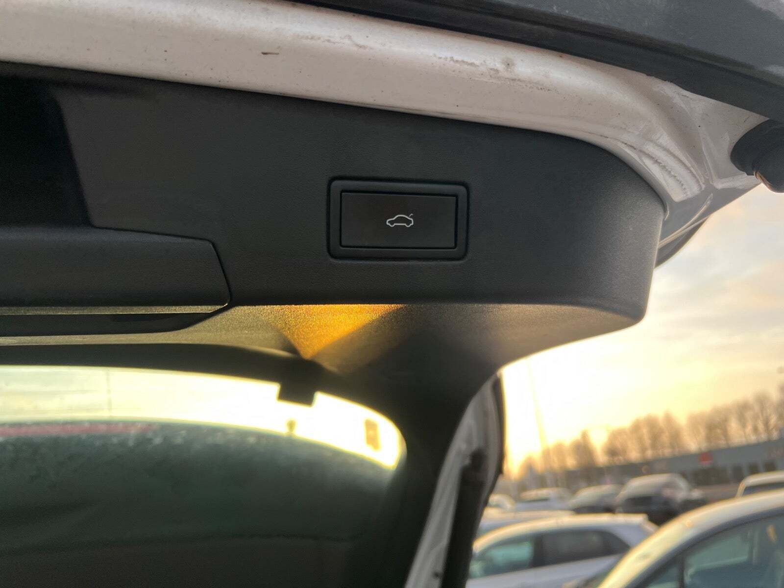 Hvid VW ID.4 fra 2023