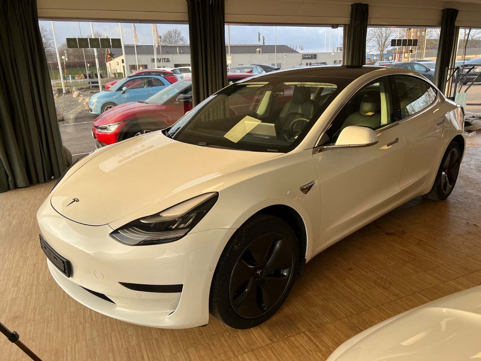 Tesla Model 3 Standard Range+ RWD