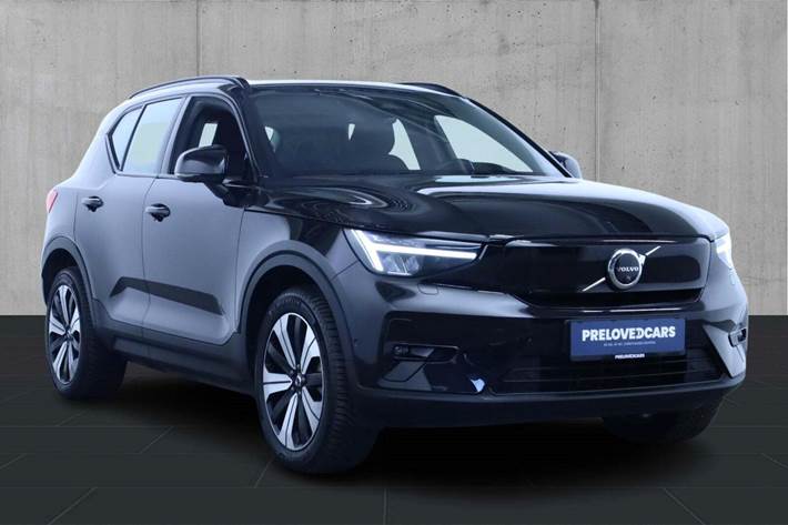 Sort Volvo XC40 fra 2022