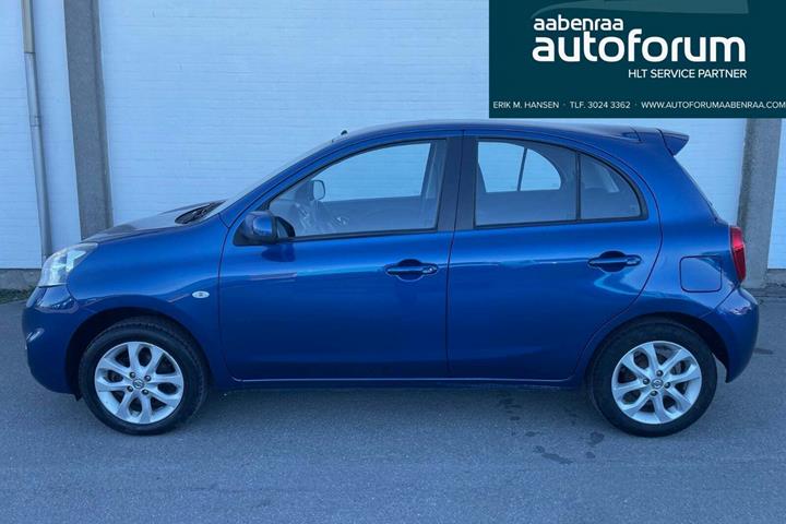 Blå Nissan Micra fra 2017