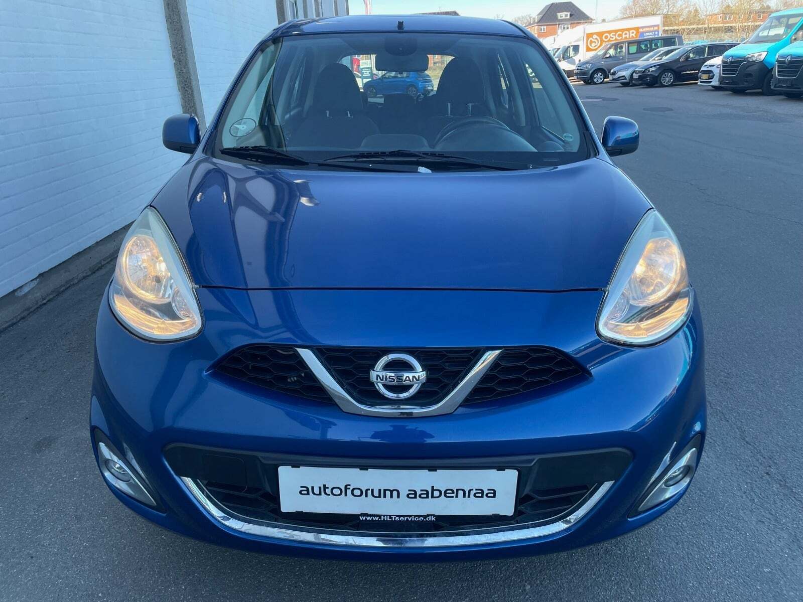Blå Nissan Micra fra 2017