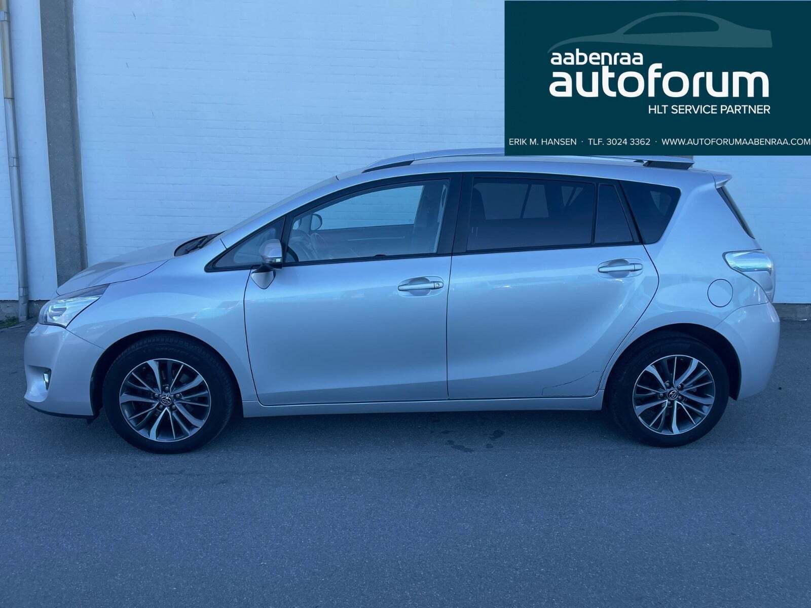 Toyota Verso 1,8 VVT-i T2 Premium