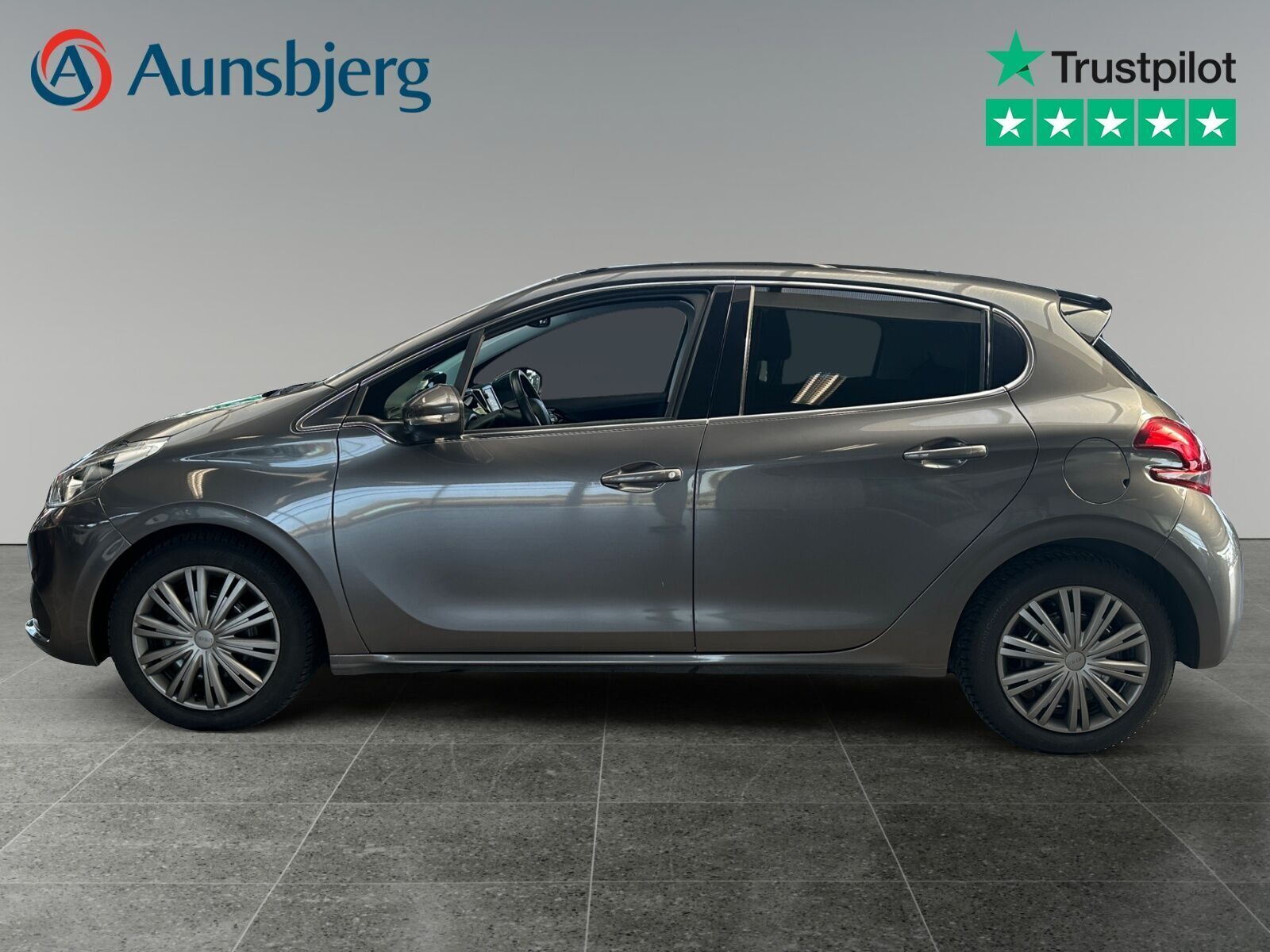 Peugeot 208 1,5 BlueHDi 100 Privé