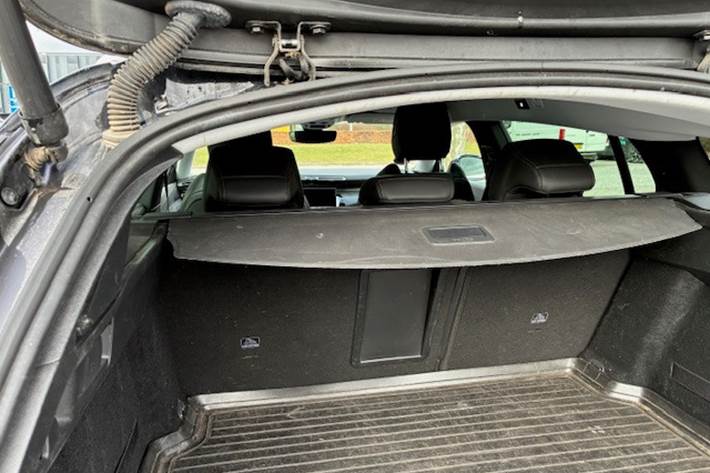 Sort Peugeot 508 fra 2021