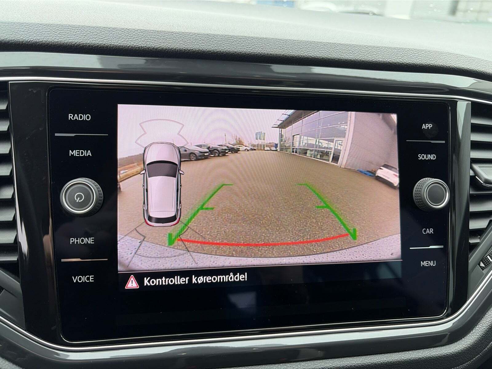 Grå VW T-Roc fra 2020