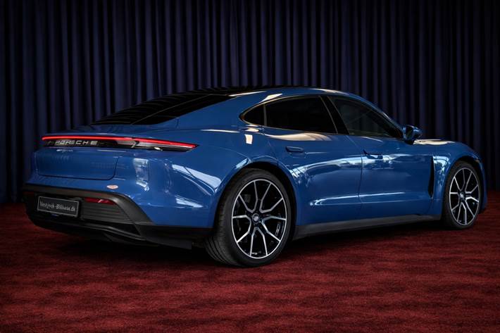undefined Porsche Taycan fra 2023