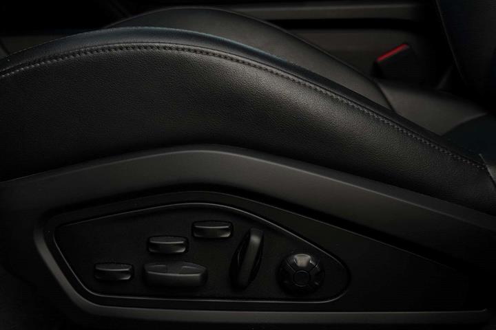 undefined Porsche Taycan fra 2023