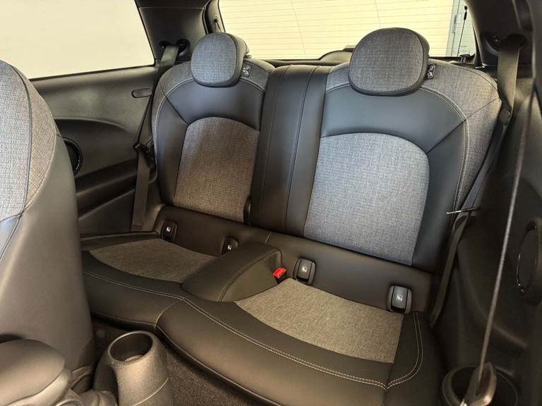 Mini Cooper SE Classic Trim