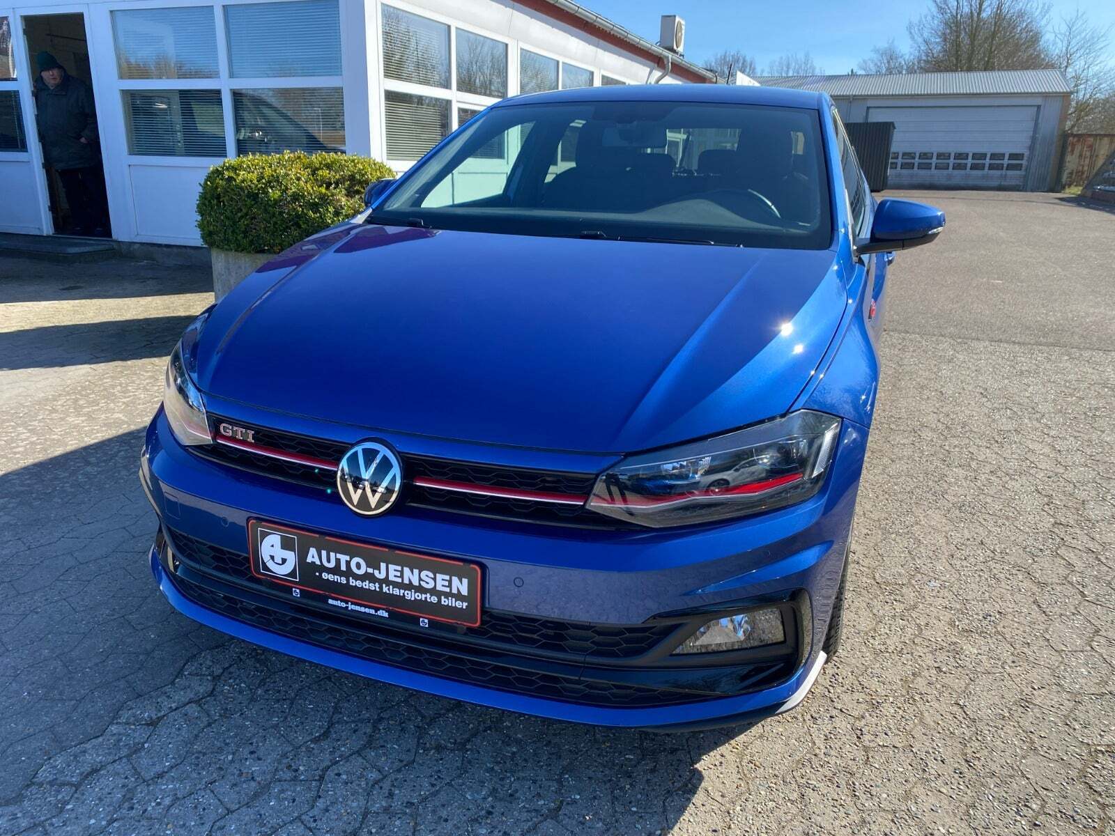 Blå VW Polo fra 2021