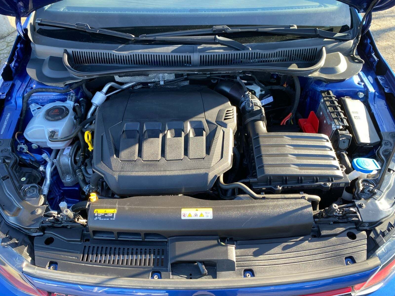 Blå VW Polo fra 2021