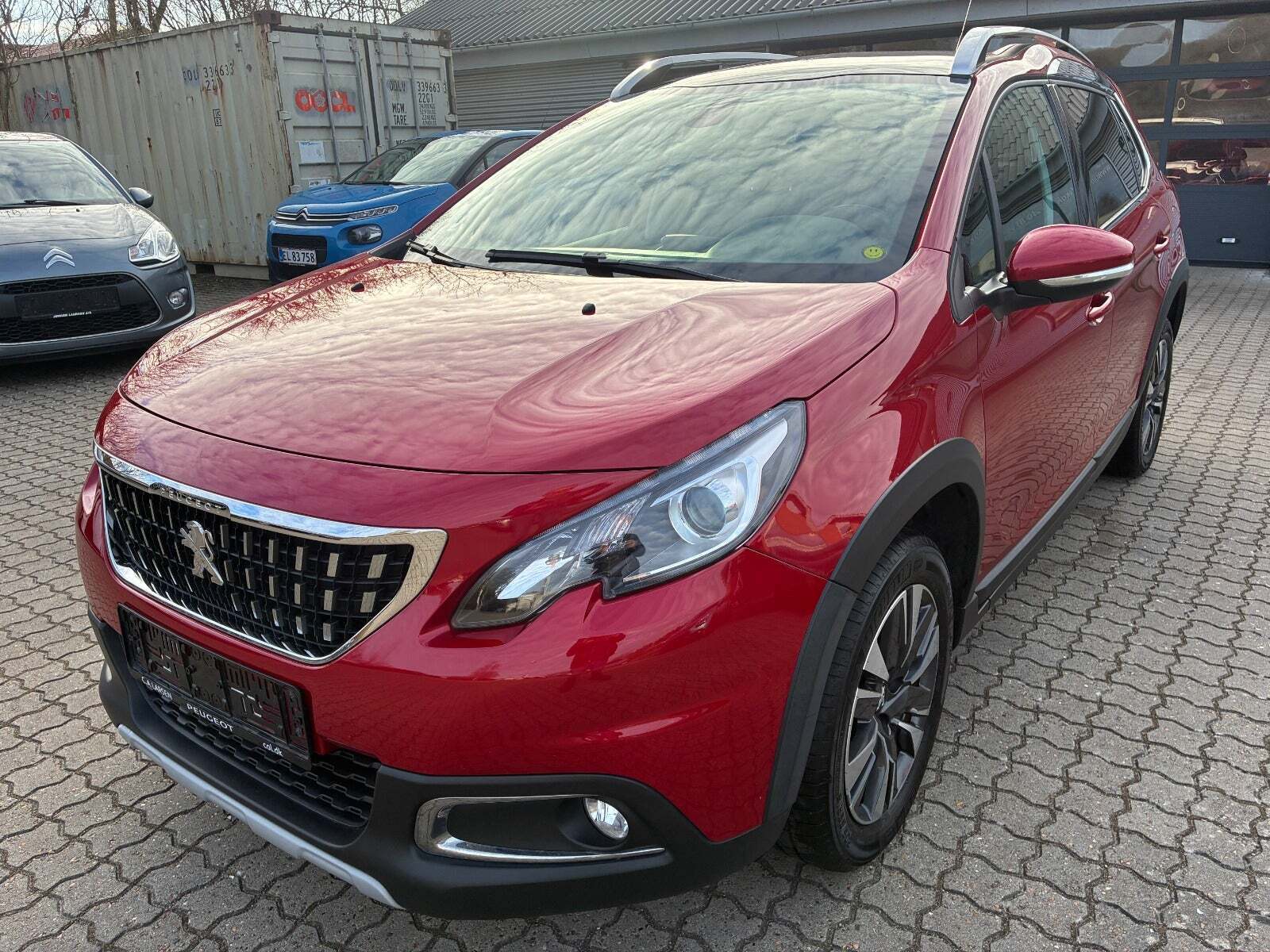Peugeot 2008 1,6 BlueHDi 100 Allure Sky