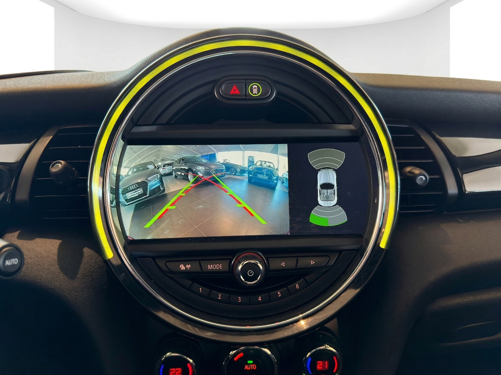 Grå Mini Cooper S fra 2015