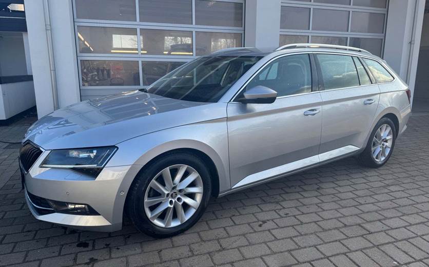 Skoda Superb 1,5 TSi 150 Business Executive Combi DSG