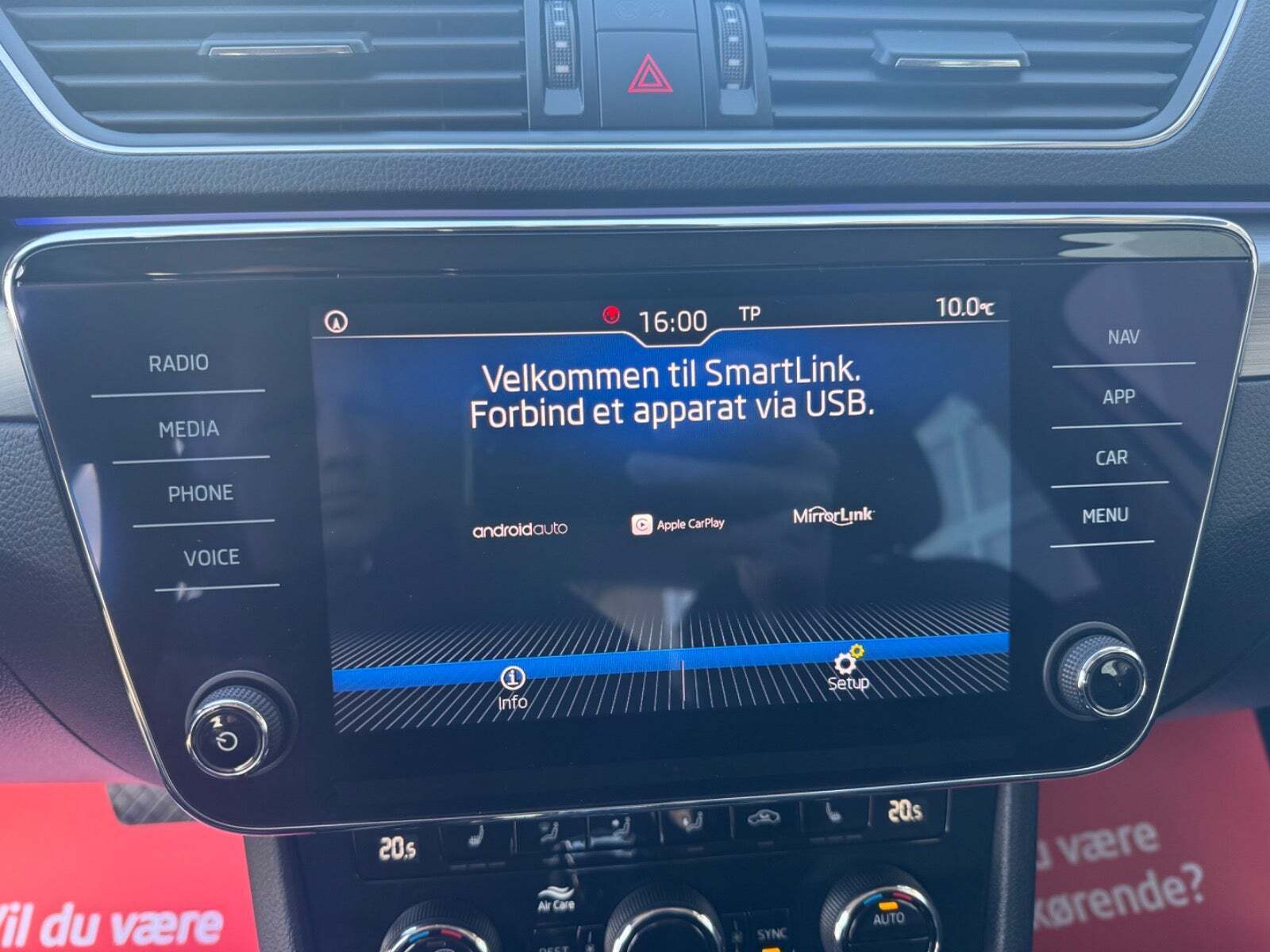 Sølv Skoda Superb fra 2019
