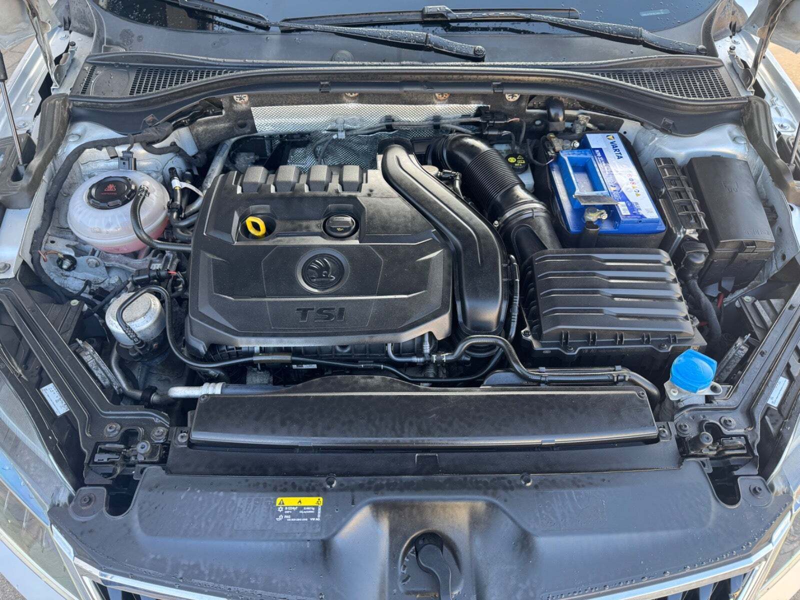 Sølv Skoda Superb fra 2019