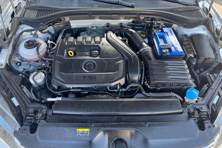 Sølv Skoda Superb fra 2019