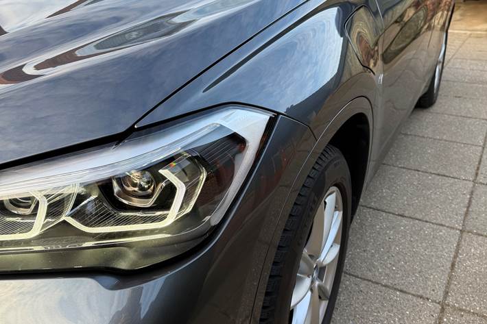 Grå BMW X1 fra 2020