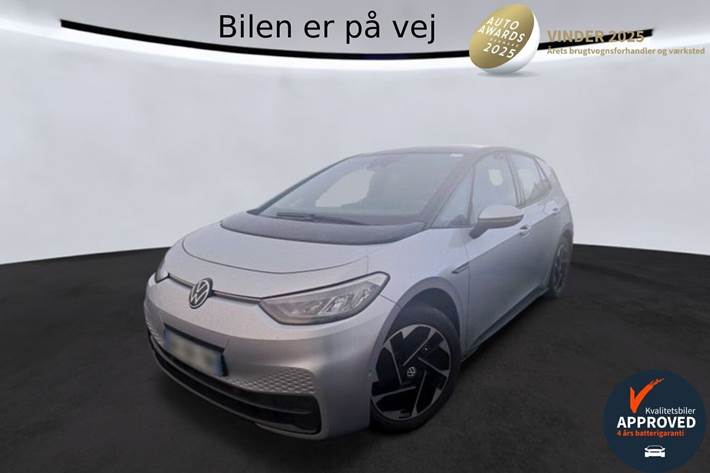 Sølv VW ID.3 fra 2022 set udefra
