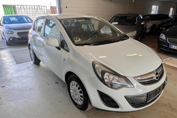 Gul Opel Corsa fra 2015