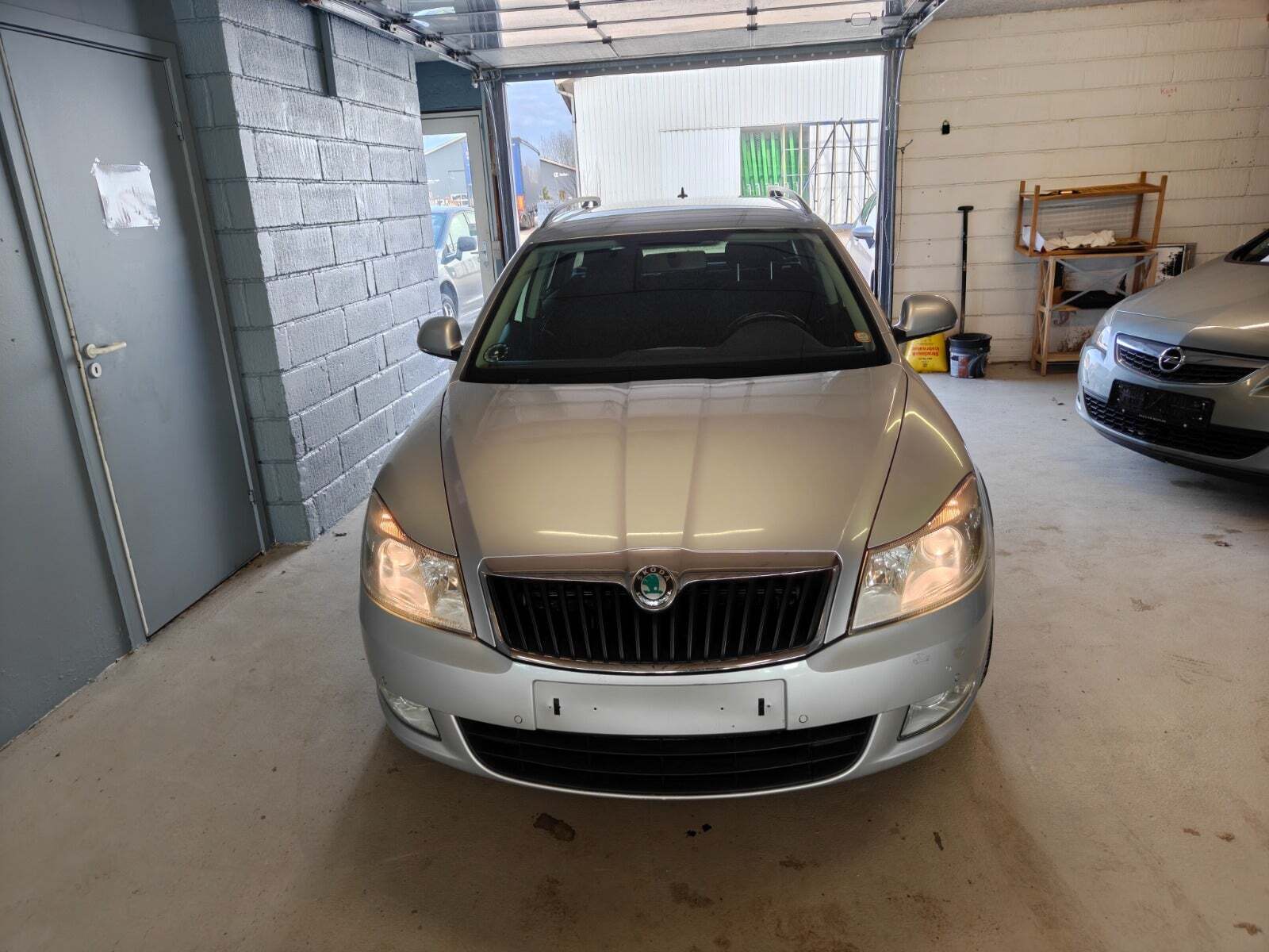 Skoda Octavia 1,6 TDi 105 Elegance Combi