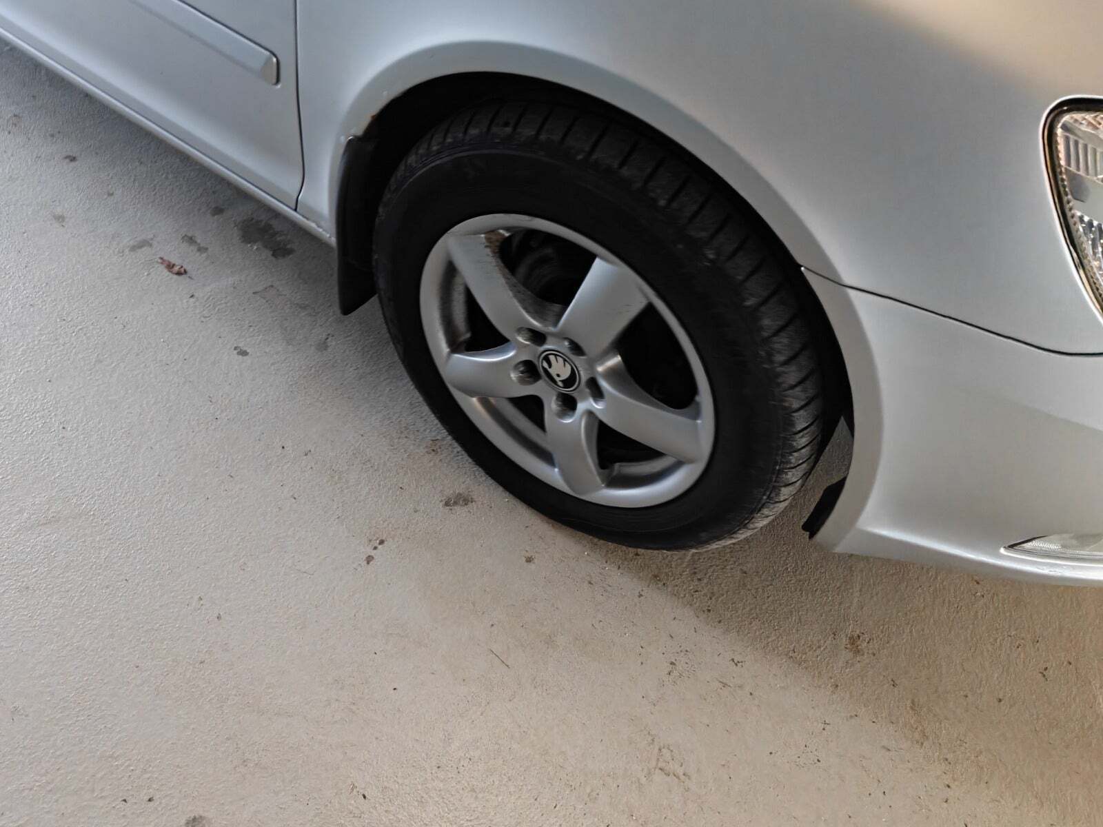 Skoda Octavia 1,6 TDi 105 Elegance Combi