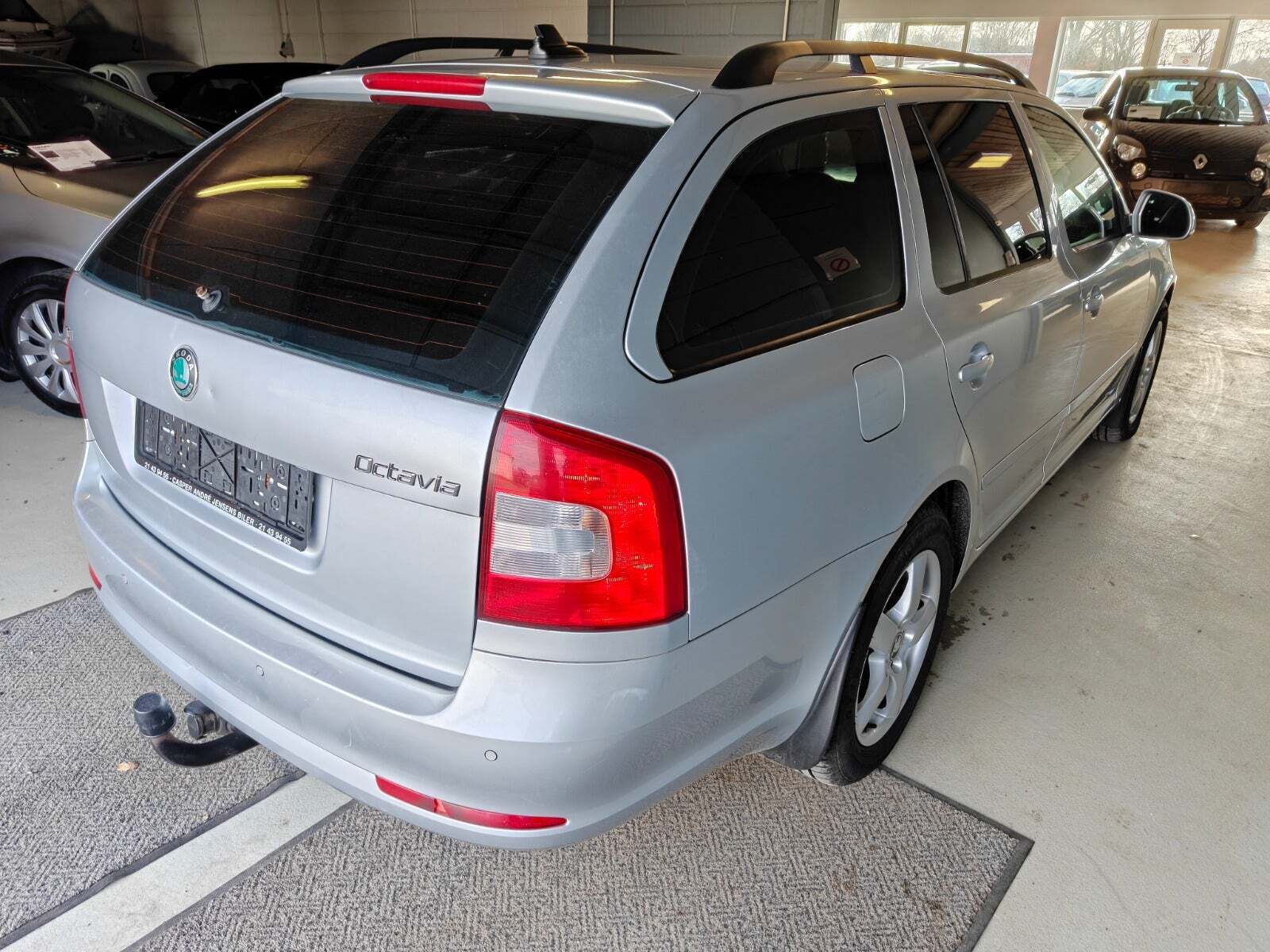Skoda Octavia 1,6 TDi 105 Elegance Combi