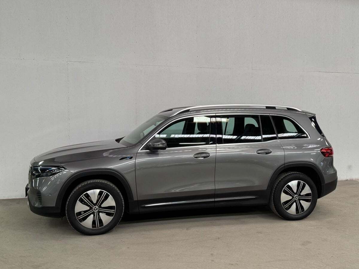 Mercedes EQB250 7prs