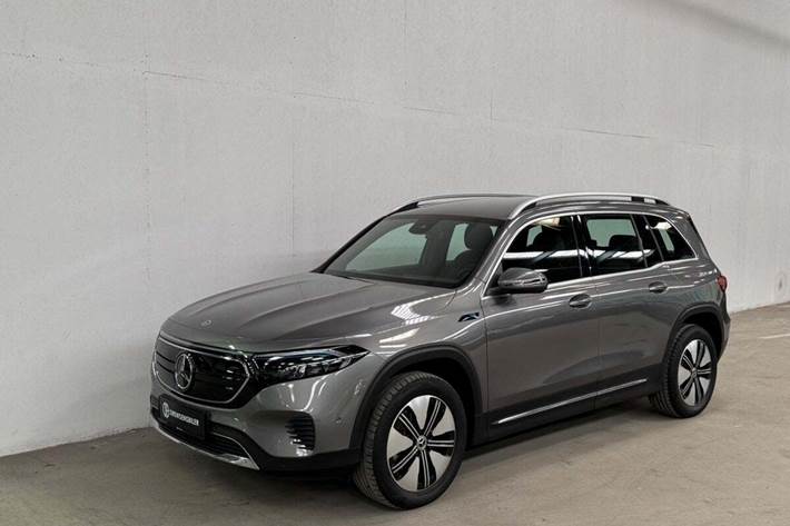 Grå Mercedes EQB250 fra 2023