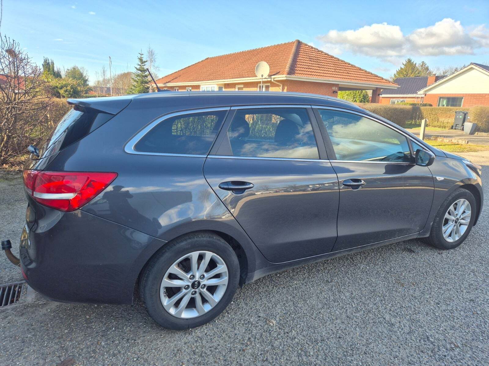 Kia Ceed 1,6 CRDi 110 Attraction SW