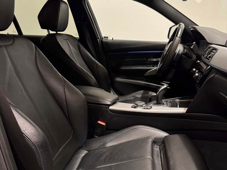 BMW 330d 3,0 Touring M-Sport aut.