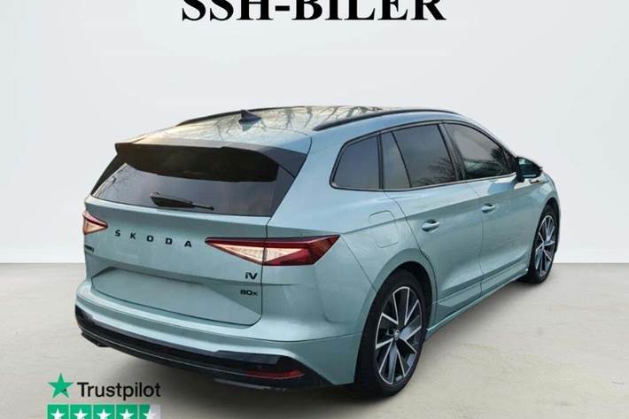 Grå Skoda Enyaq fra 2023