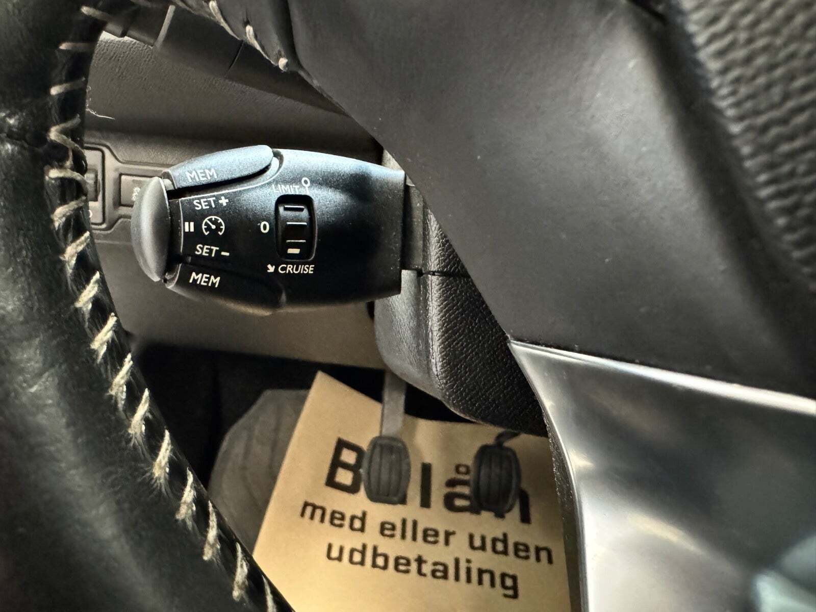 Hvid Peugeot 308 fra 2015